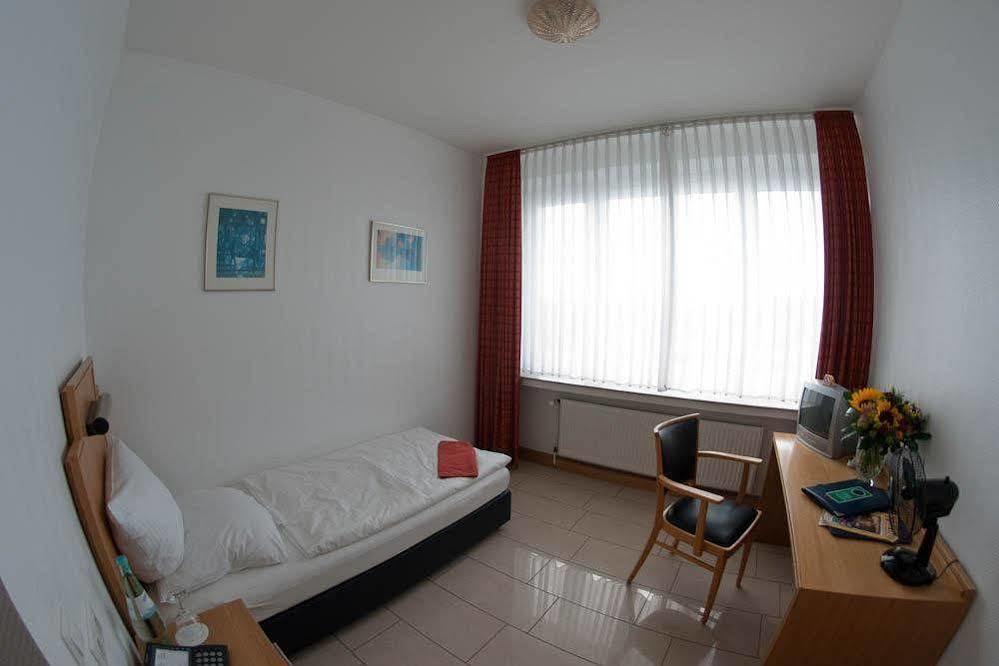 Hotel Conti Am Hauptbahnhof Munster  Dış mekan fotoğraf
